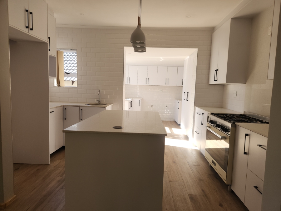 To Let 3 Bedroom Property for Rent in Thornhill Estate Gauteng