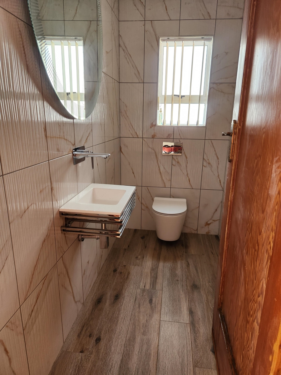 To Let 3 Bedroom Property for Rent in Thornhill Estate Gauteng