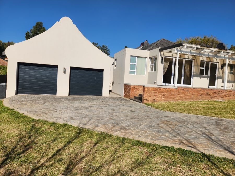 To Let 3 Bedroom Property for Rent in Thornhill Estate Gauteng