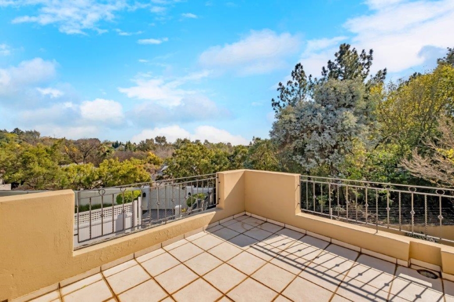 3 Bedroom Property for Sale in Bryanston Gauteng