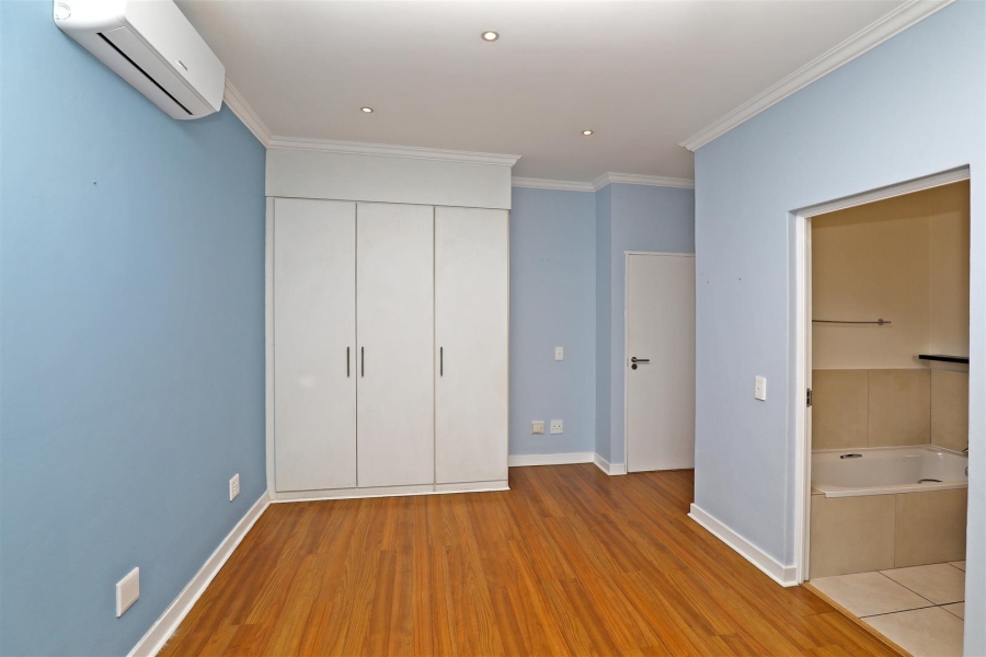 To Let 3 Bedroom Property for Rent in Craighall Park Gauteng