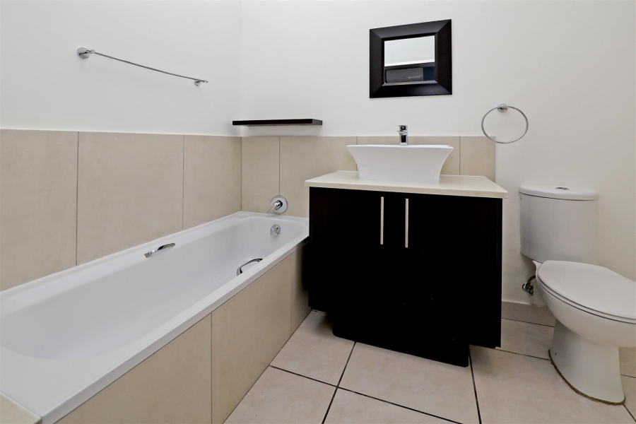 To Let 3 Bedroom Property for Rent in Craighall Park Gauteng
