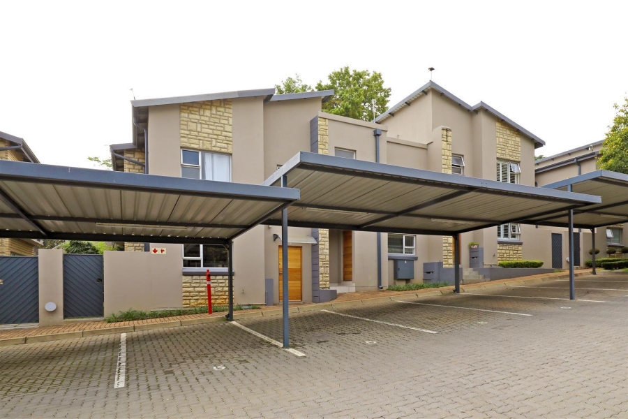 To Let 3 Bedroom Property for Rent in Craighall Park Gauteng