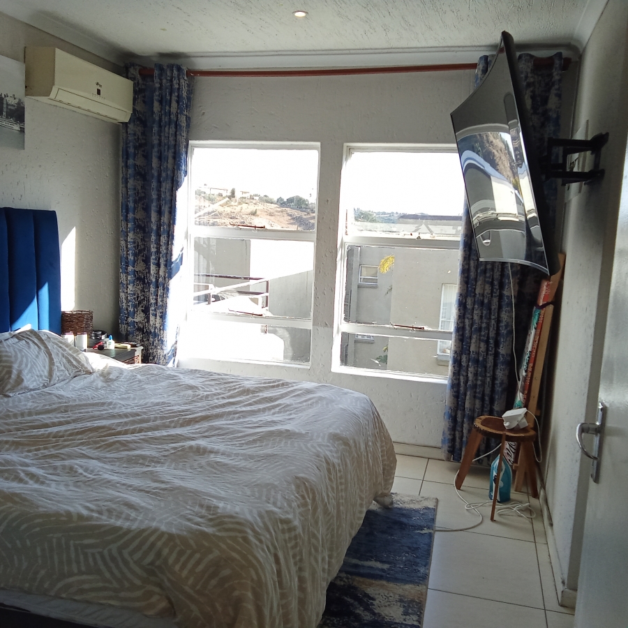 3 Bedroom Property for Sale in Breaunanda Gauteng