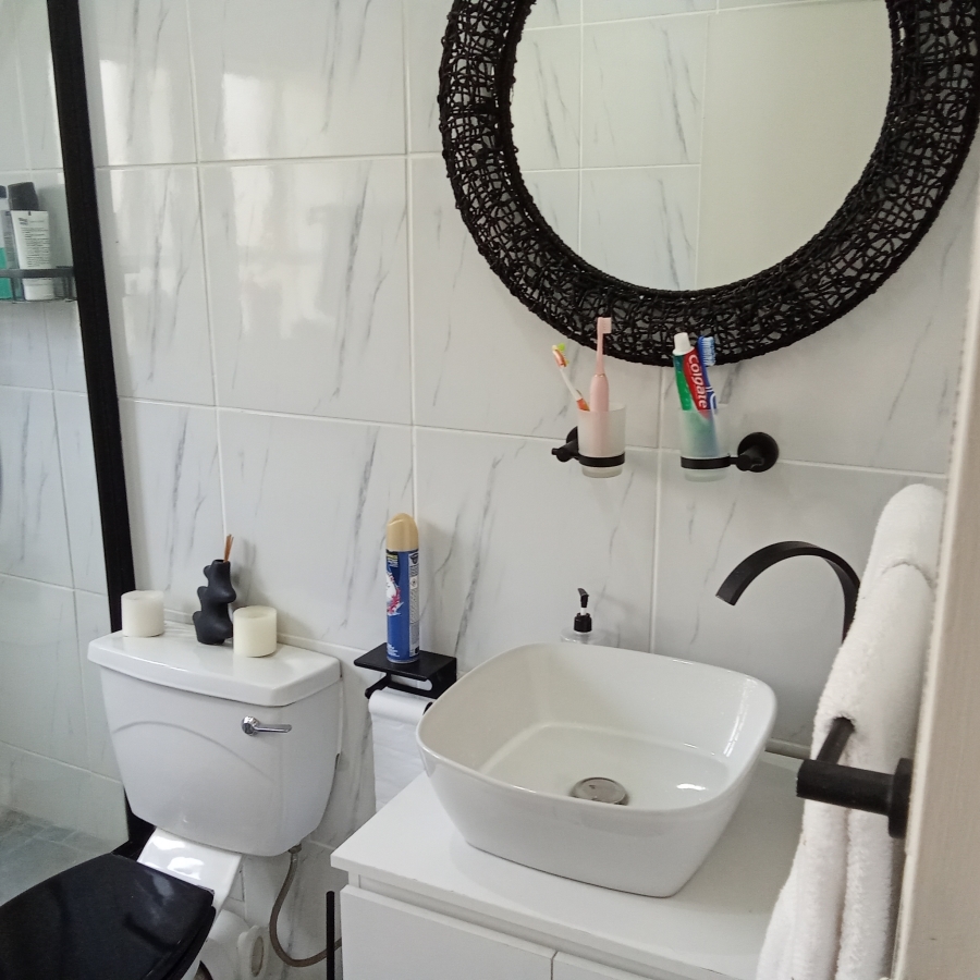 3 Bedroom Property for Sale in Breaunanda Gauteng