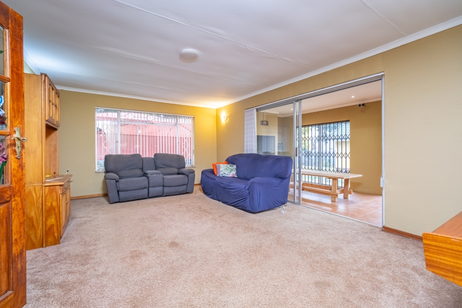 4 Bedroom Property for Sale in Horison Gauteng