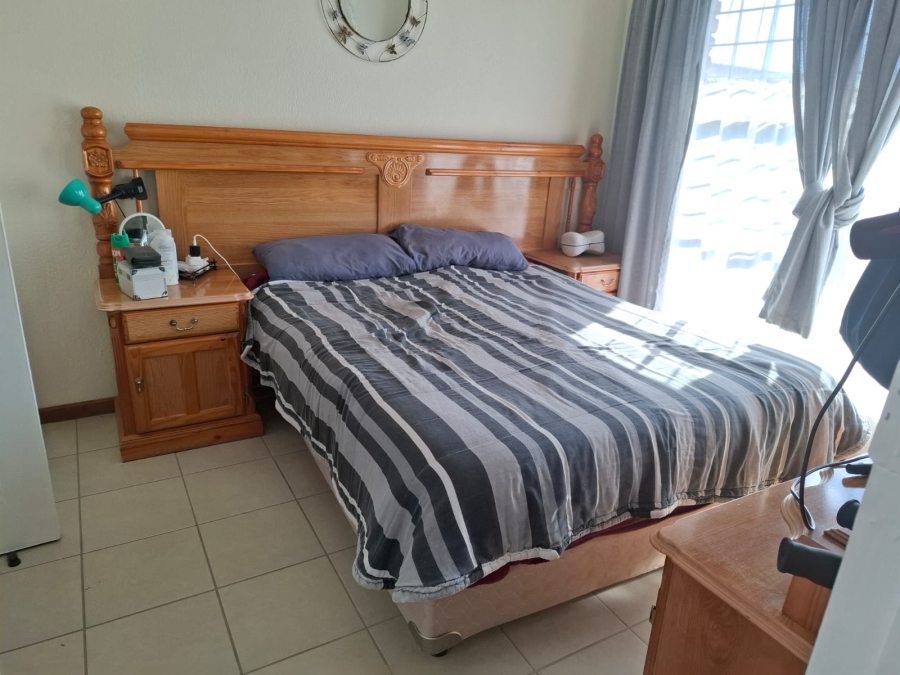 1 Bedroom Property for Sale in Rangeview Gauteng
