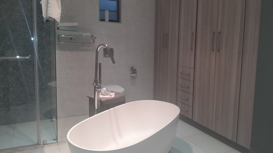 4 Bedroom Property for Sale in Vanderbijlpark SE Gauteng