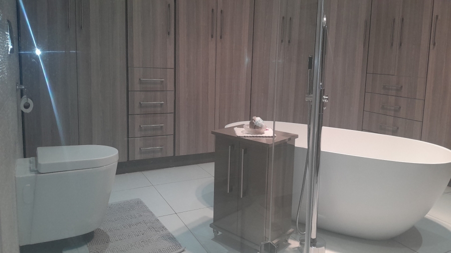 4 Bedroom Property for Sale in Vanderbijlpark SE Gauteng
