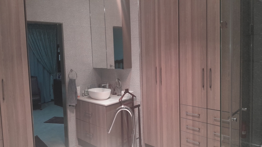 4 Bedroom Property for Sale in Vanderbijlpark SE Gauteng