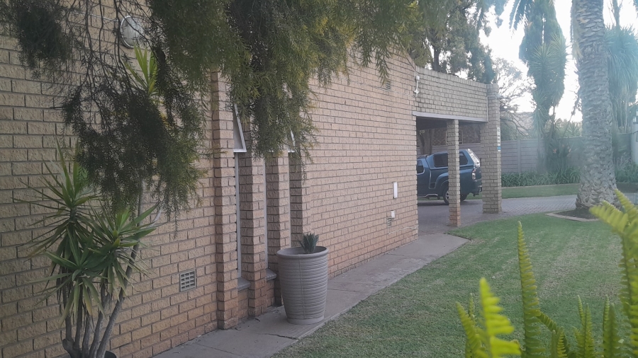 4 Bedroom Property for Sale in Vanderbijlpark SE Gauteng
