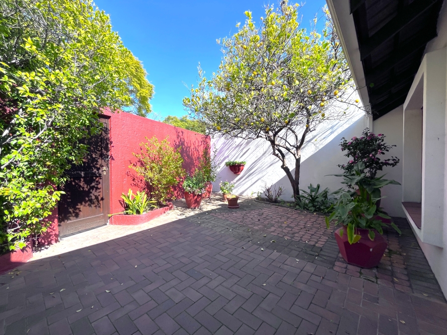 2 Bedroom Property for Sale in Bryanston Gauteng
