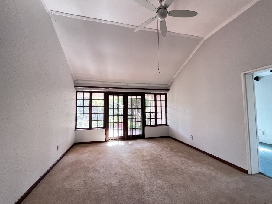 2 Bedroom Property for Sale in Bryanston Gauteng