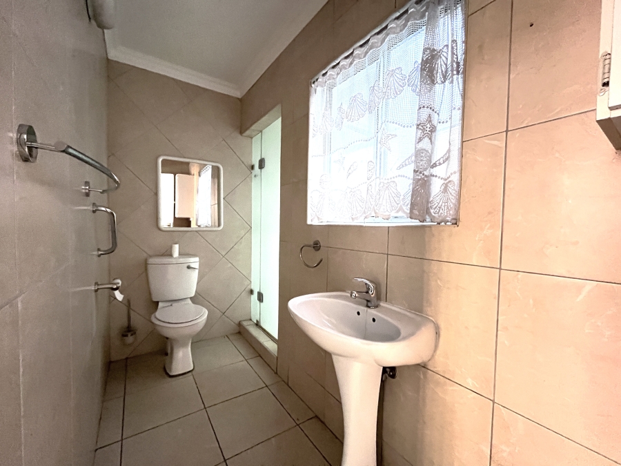 2 Bedroom Property for Sale in Bryanston Gauteng