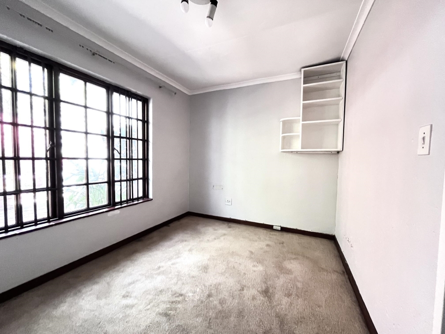 2 Bedroom Property for Sale in Bryanston Gauteng