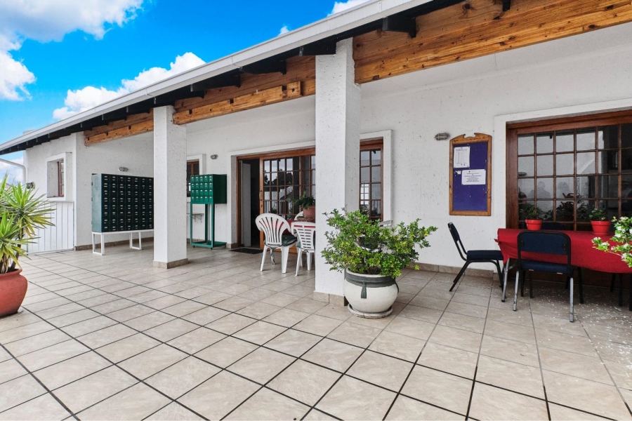 2 Bedroom Property for Sale in Bryanston Gauteng
