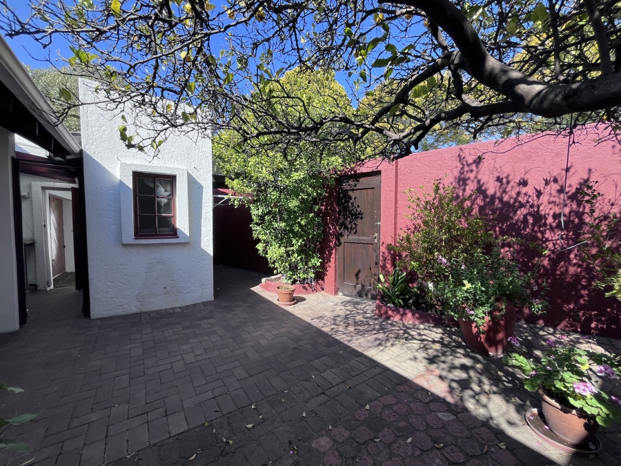 2 Bedroom Property for Sale in Bryanston Gauteng