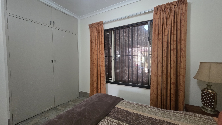 4 Bedroom Property for Sale in Garsfontein Gauteng