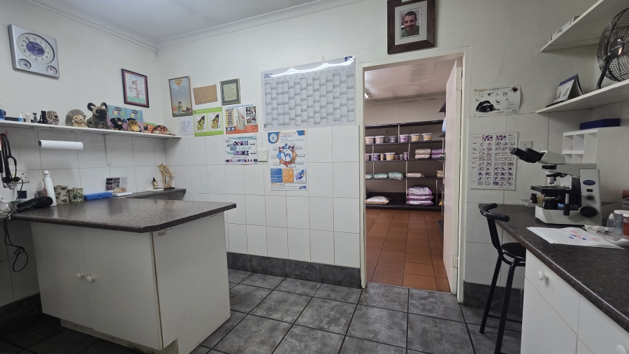 4 Bedroom Property for Sale in Garsfontein Gauteng