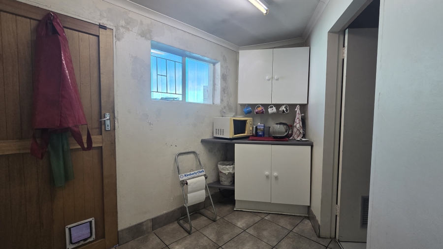 4 Bedroom Property for Sale in Garsfontein Gauteng