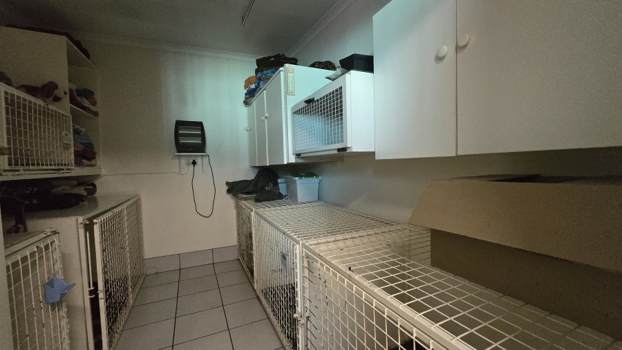 4 Bedroom Property for Sale in Garsfontein Gauteng