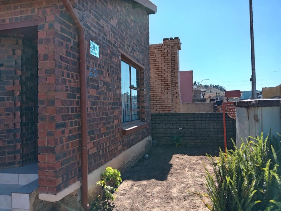 2 Bedroom Property for Sale in Meadowlands Gauteng