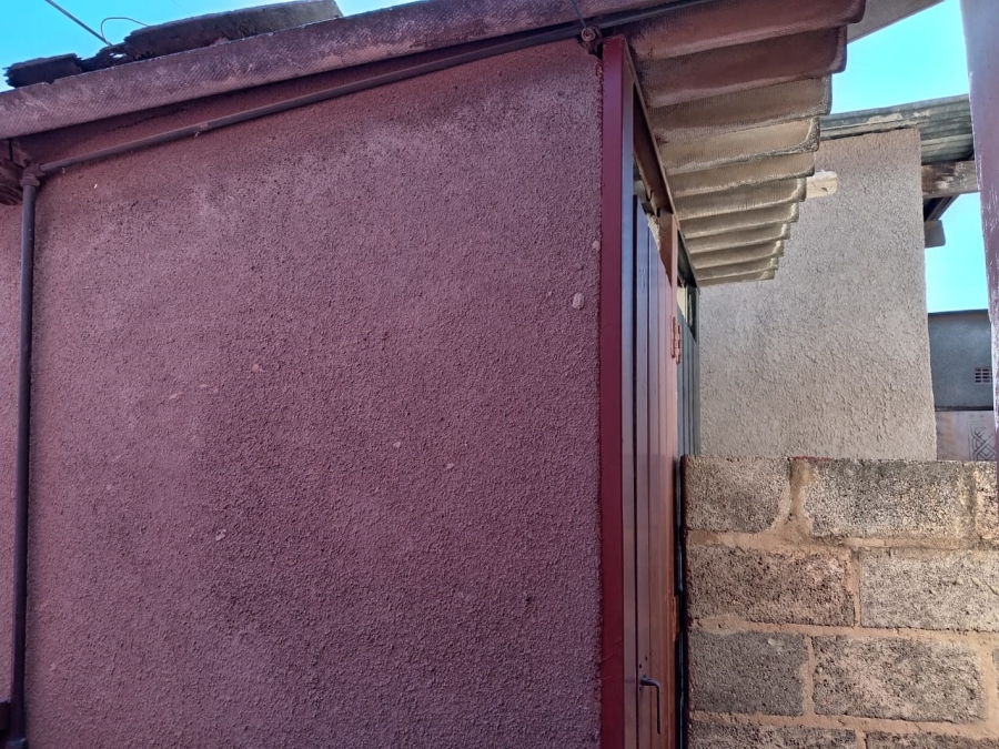 2 Bedroom Property for Sale in Meadowlands Gauteng