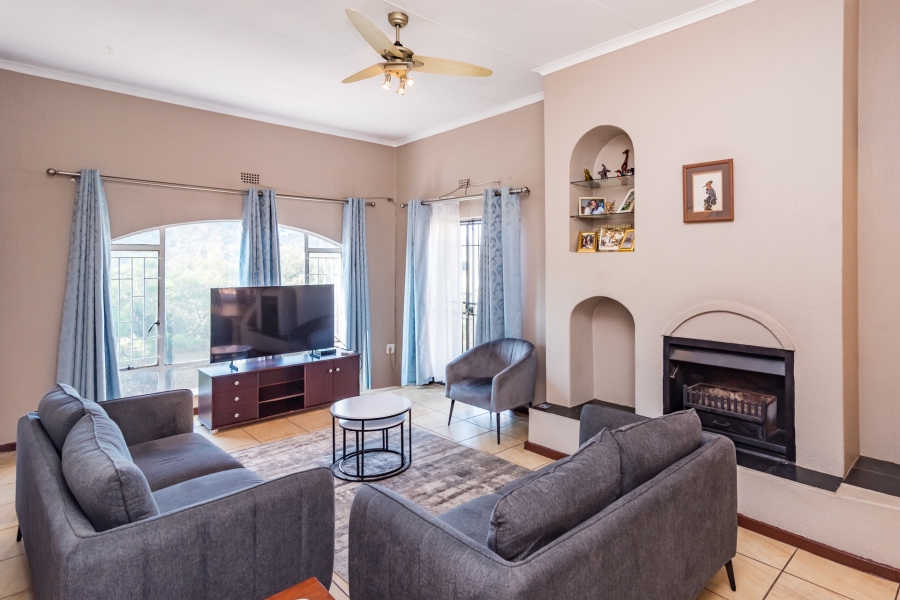 4 Bedroom Property for Sale in Glenvista Gauteng