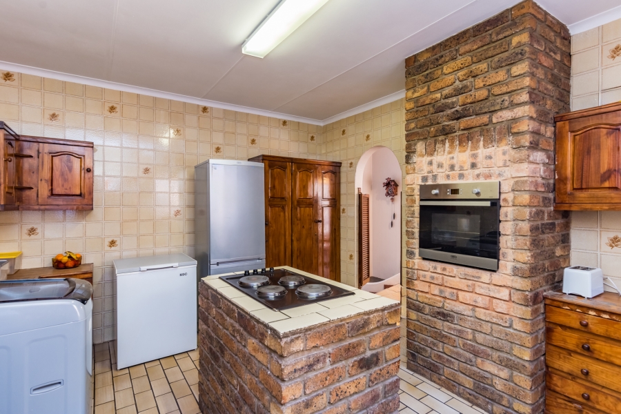 4 Bedroom Property for Sale in Glenvista Gauteng