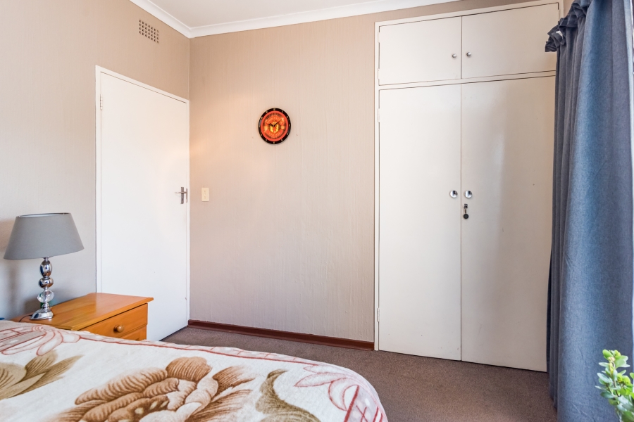 4 Bedroom Property for Sale in Glenvista Gauteng