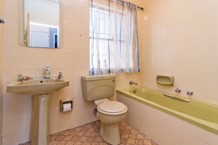 4 Bedroom Property for Sale in Glenvista Gauteng