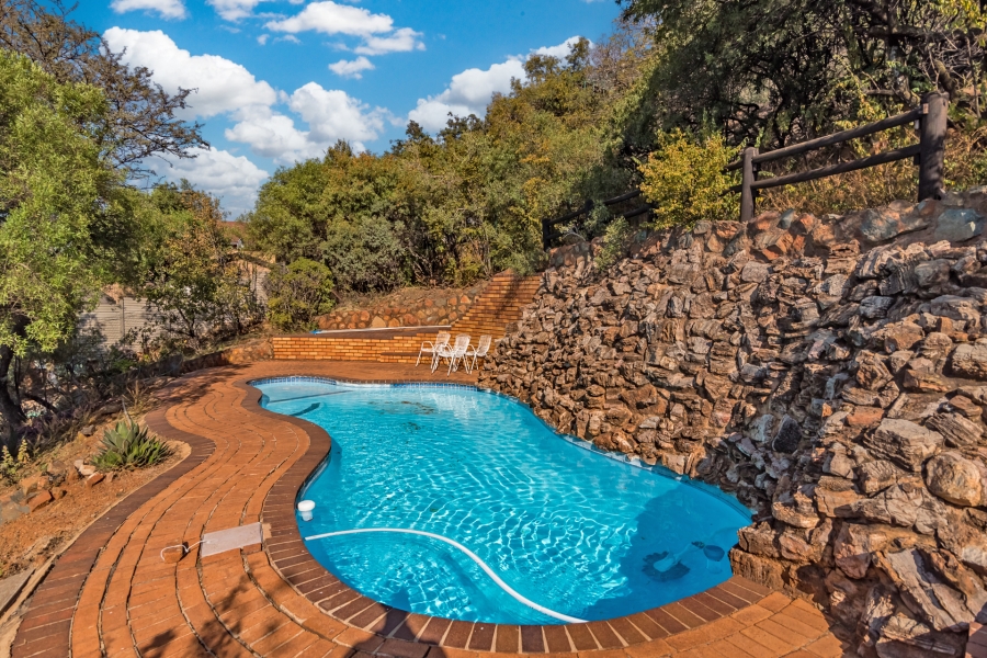 4 Bedroom Property for Sale in Glenvista Gauteng