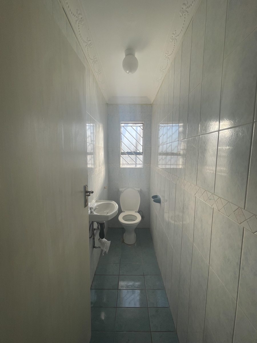To Let 2 Bedroom Property for Rent in Erasmia Gauteng