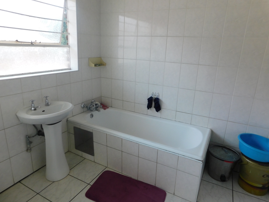 2 Bedroom Property for Sale in Wentworth Park Gauteng