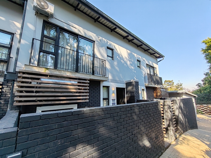 To Let 3 Bedroom Property for Rent in Waterkloof Ridge Gauteng