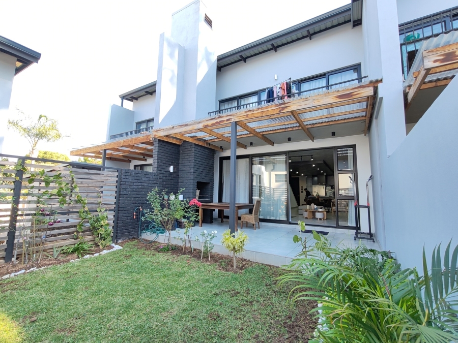 To Let 3 Bedroom Property for Rent in Waterkloof Ridge Gauteng
