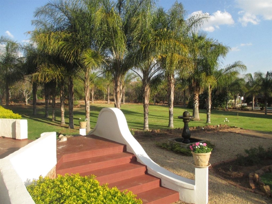 8 Bedroom Property for Sale in Roodeplaat Gauteng