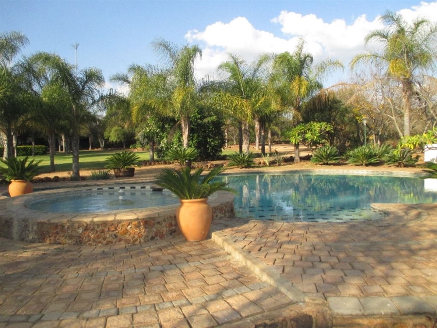 8 Bedroom Property for Sale in Roodeplaat Gauteng