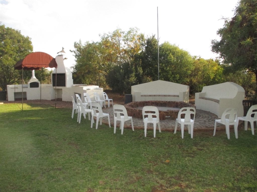 8 Bedroom Property for Sale in Roodeplaat Gauteng