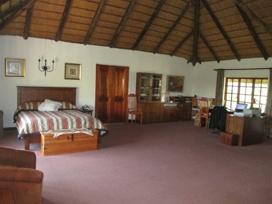 8 Bedroom Property for Sale in Roodeplaat Gauteng