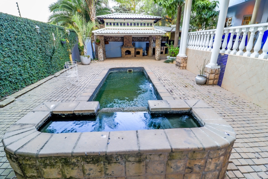 Commercial Property for Sale in Moreleta Park Gauteng