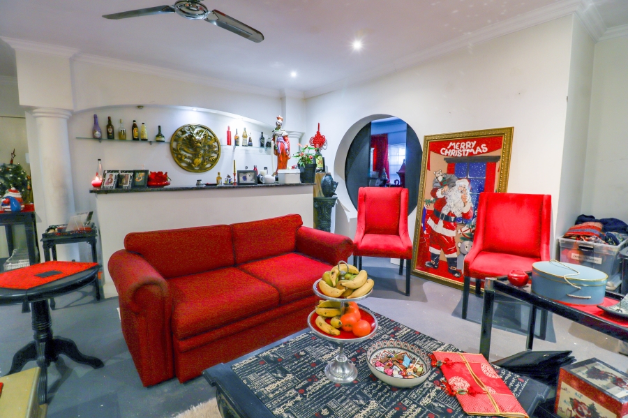 Commercial Property for Sale in Moreleta Park Gauteng
