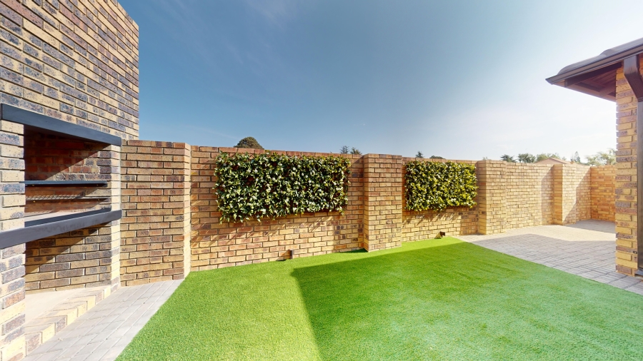 3 Bedroom Property for Sale in Bartlett Gauteng