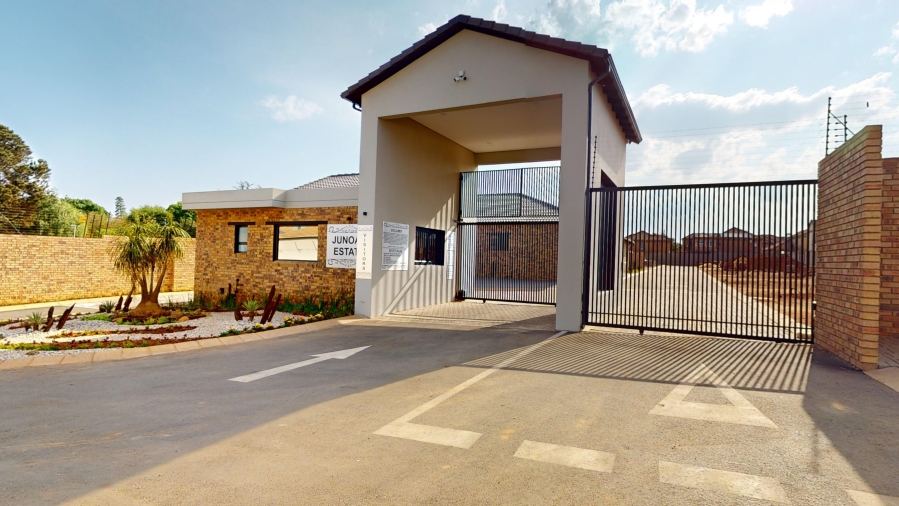 3 Bedroom Property for Sale in Bartlett Gauteng
