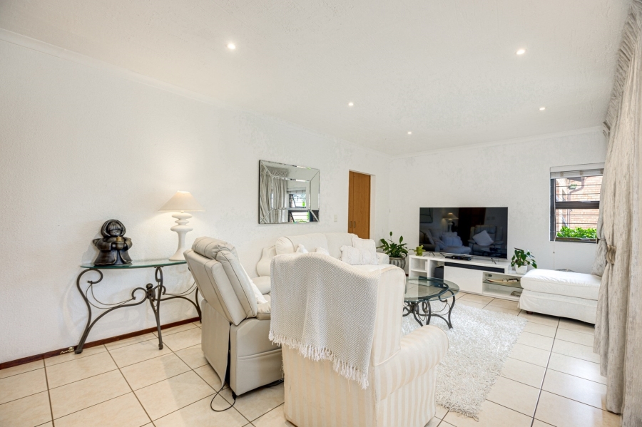 3 Bedroom Property for Sale in Honeydew Manor Gauteng