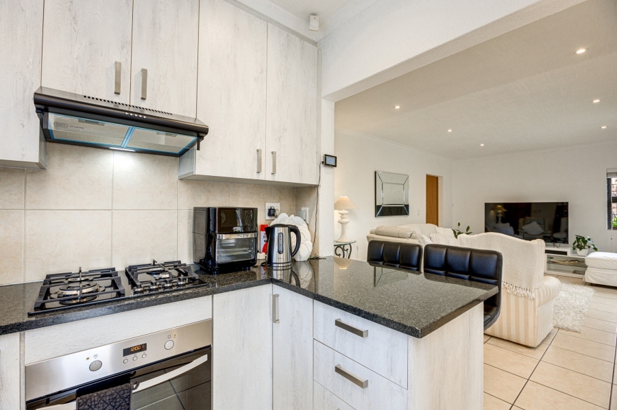 3 Bedroom Property for Sale in Honeydew Manor Gauteng
