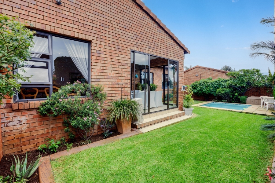 3 Bedroom Property for Sale in Honeydew Manor Gauteng