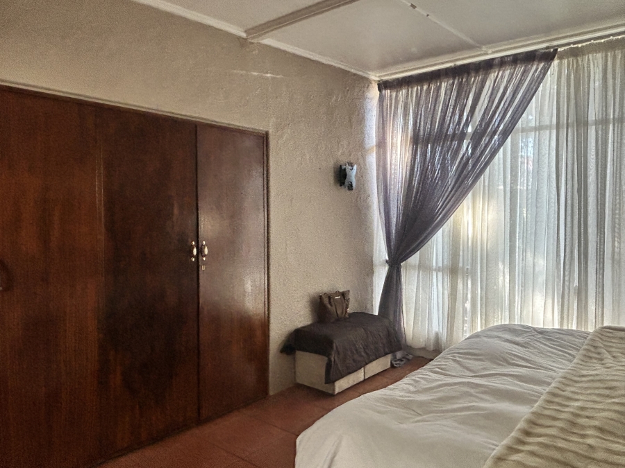 3 Bedroom Property for Sale in Ontdekkerspark Gauteng