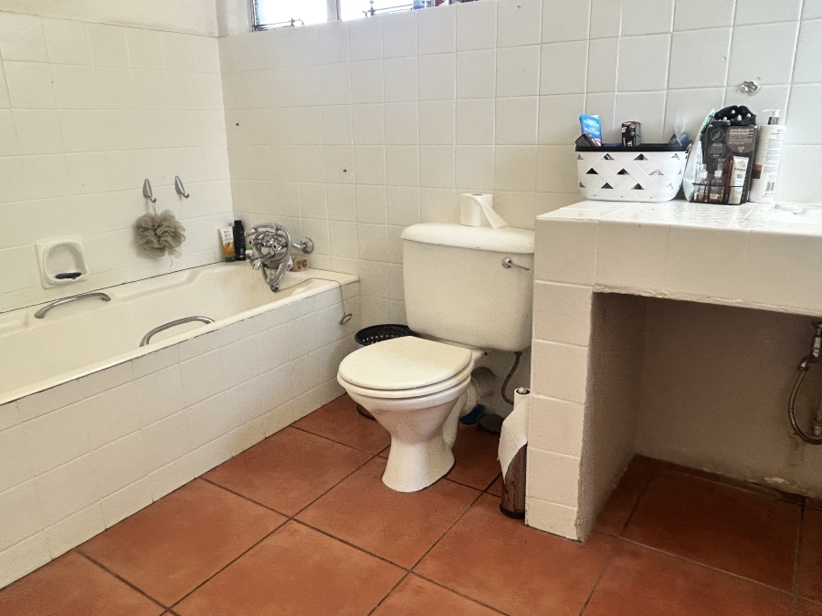 3 Bedroom Property for Sale in Ontdekkerspark Gauteng