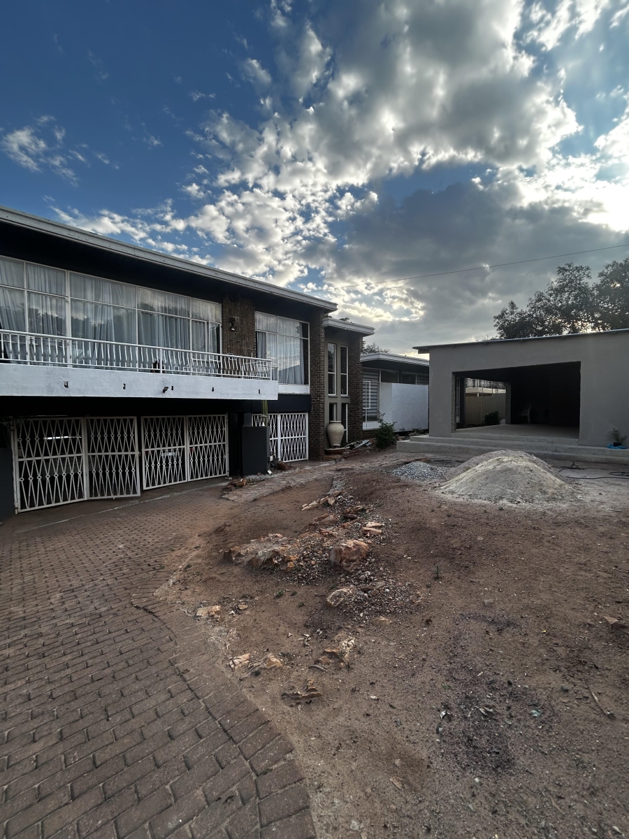3 Bedroom Property for Sale in Ontdekkerspark Gauteng